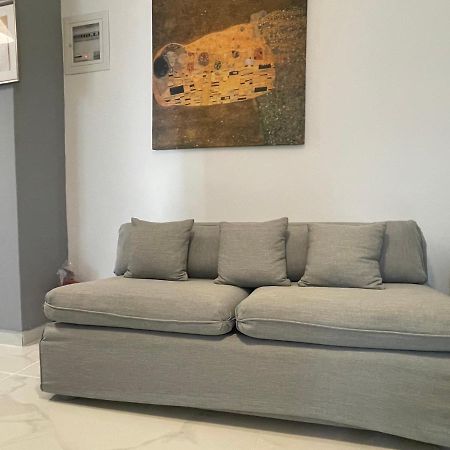 Cosy Apartment In Glyfada Center 아테네 외부 사진