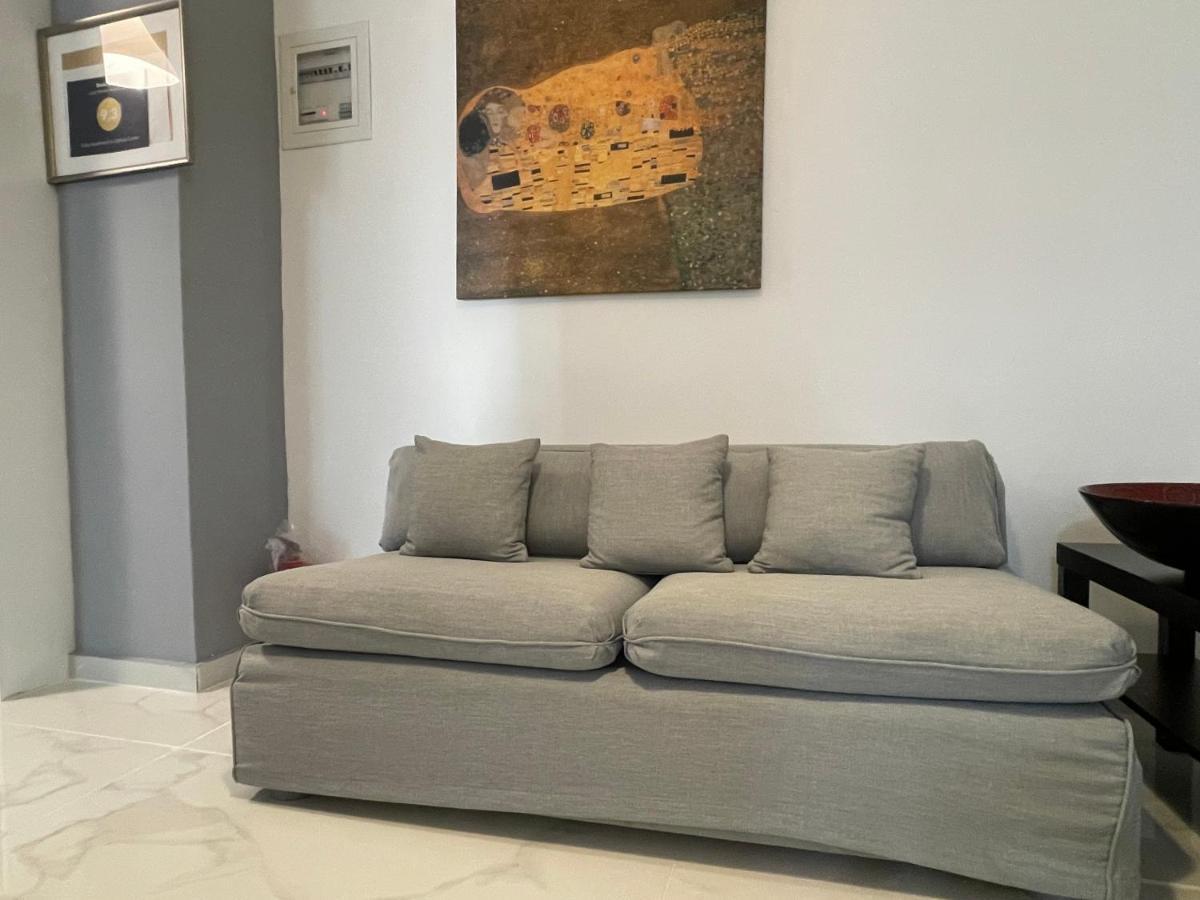 Cosy Apartment In Glyfada Center 아테네 외부 사진