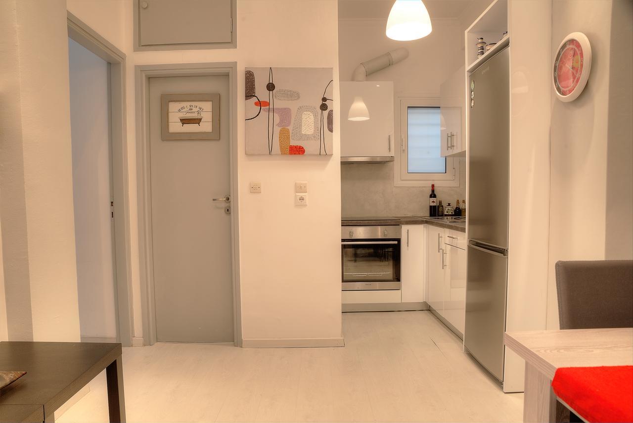 Cosy Apartment In Glyfada Center 아테네 외부 사진